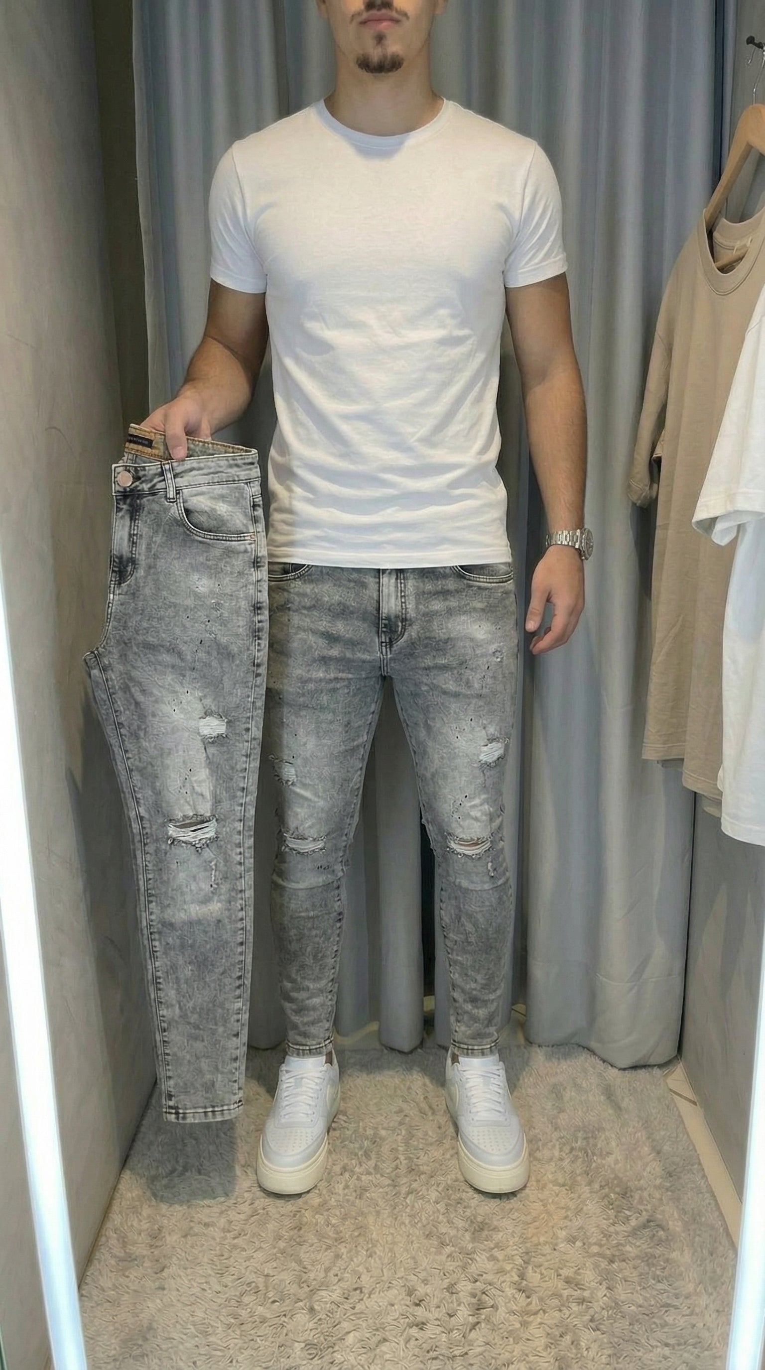 Calça skinny grafiti