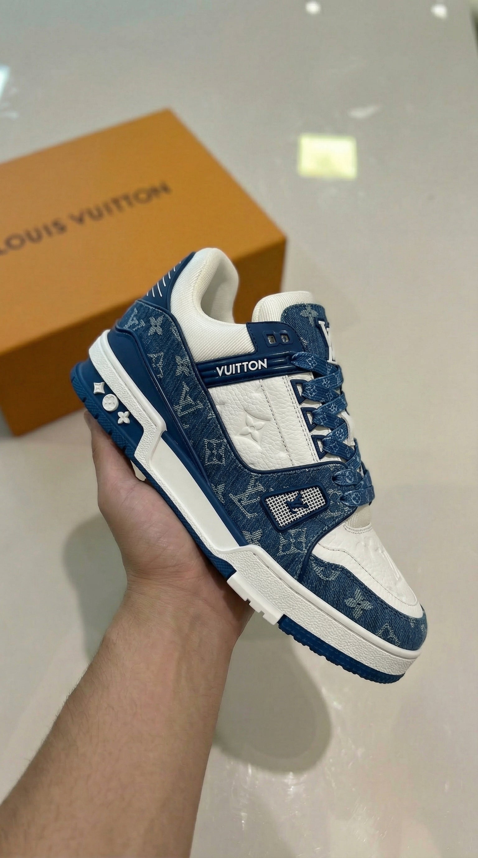tenis louis vuitton azul